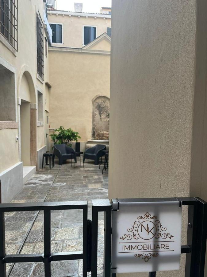شقة Immobiliare Nk Palazzo Bonvicini البندقية المظهر الخارجي الصورة